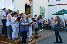 Sommerserenade vor dem "Chorfürst" (Foto: Karl-Franz Thiede)